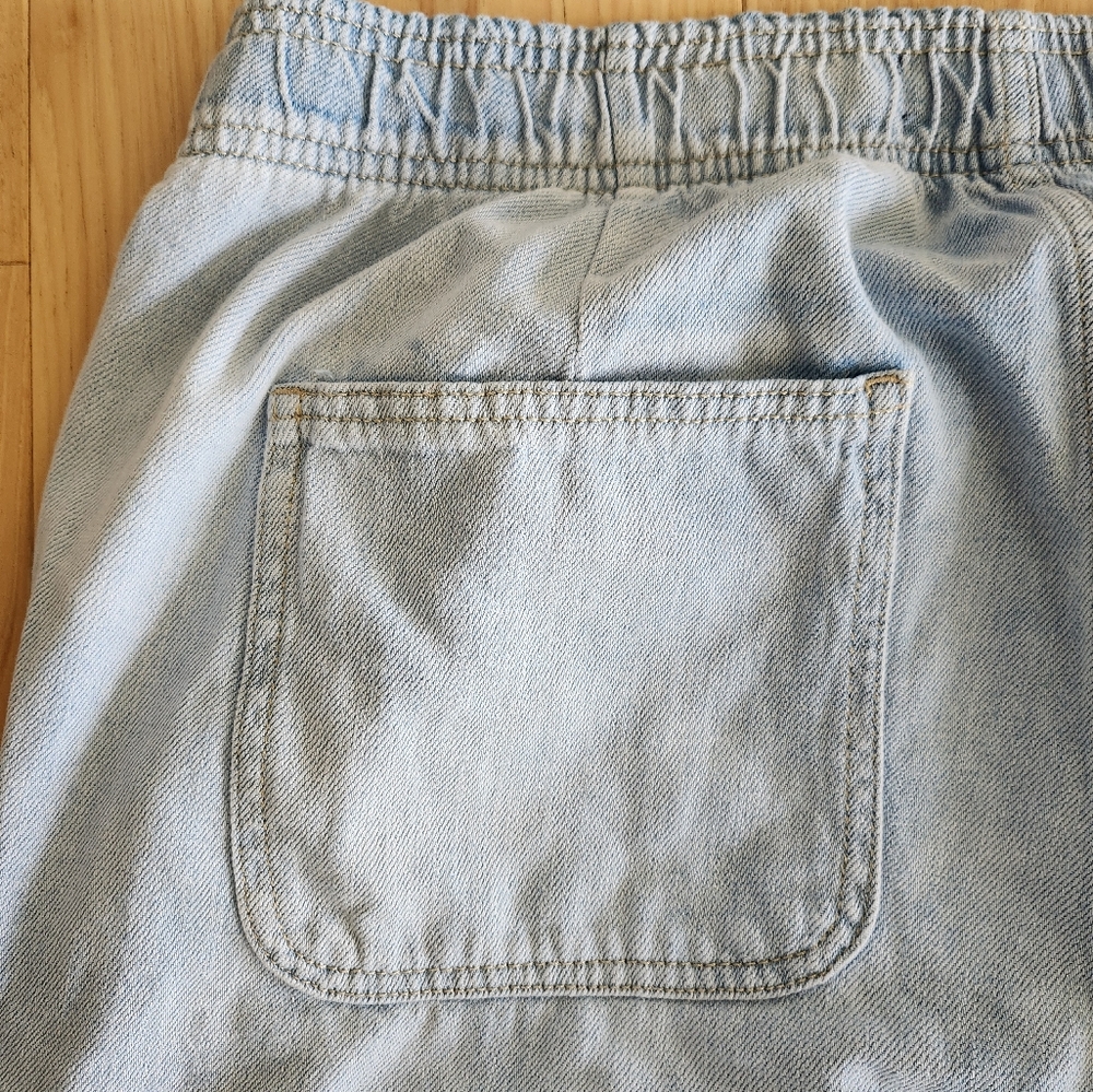 Gap High Rise Wide-Leg Pull-On Jeans - Picture 6 of 6